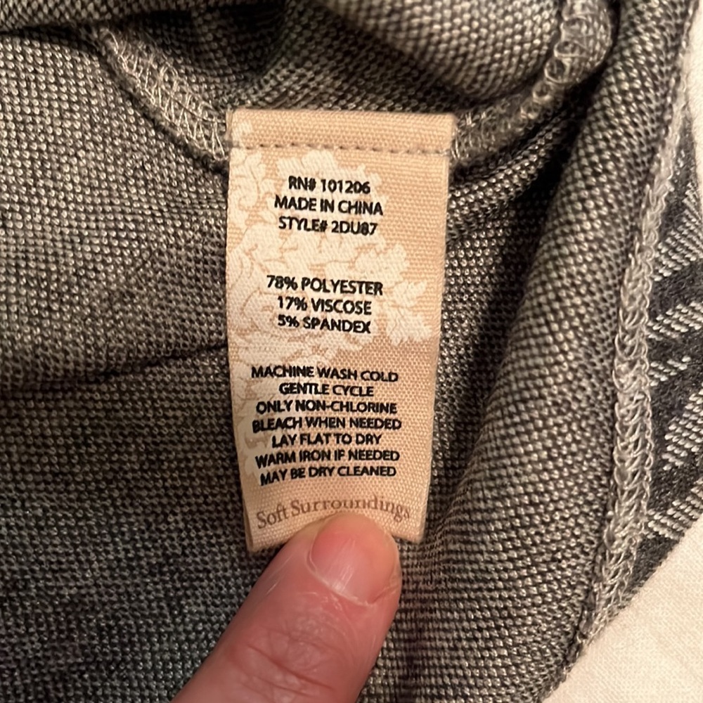 Soft Surroundings leopard print hoodie NWOT - Picture 5 of 7